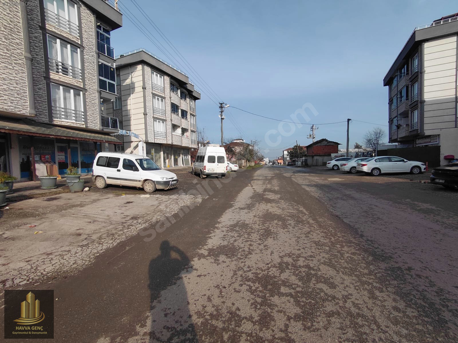 HAVVA GENÇ GYM DEN GÜMÜŞOVADA CADDE ÜZERİ SATILIK DÜKKAN
